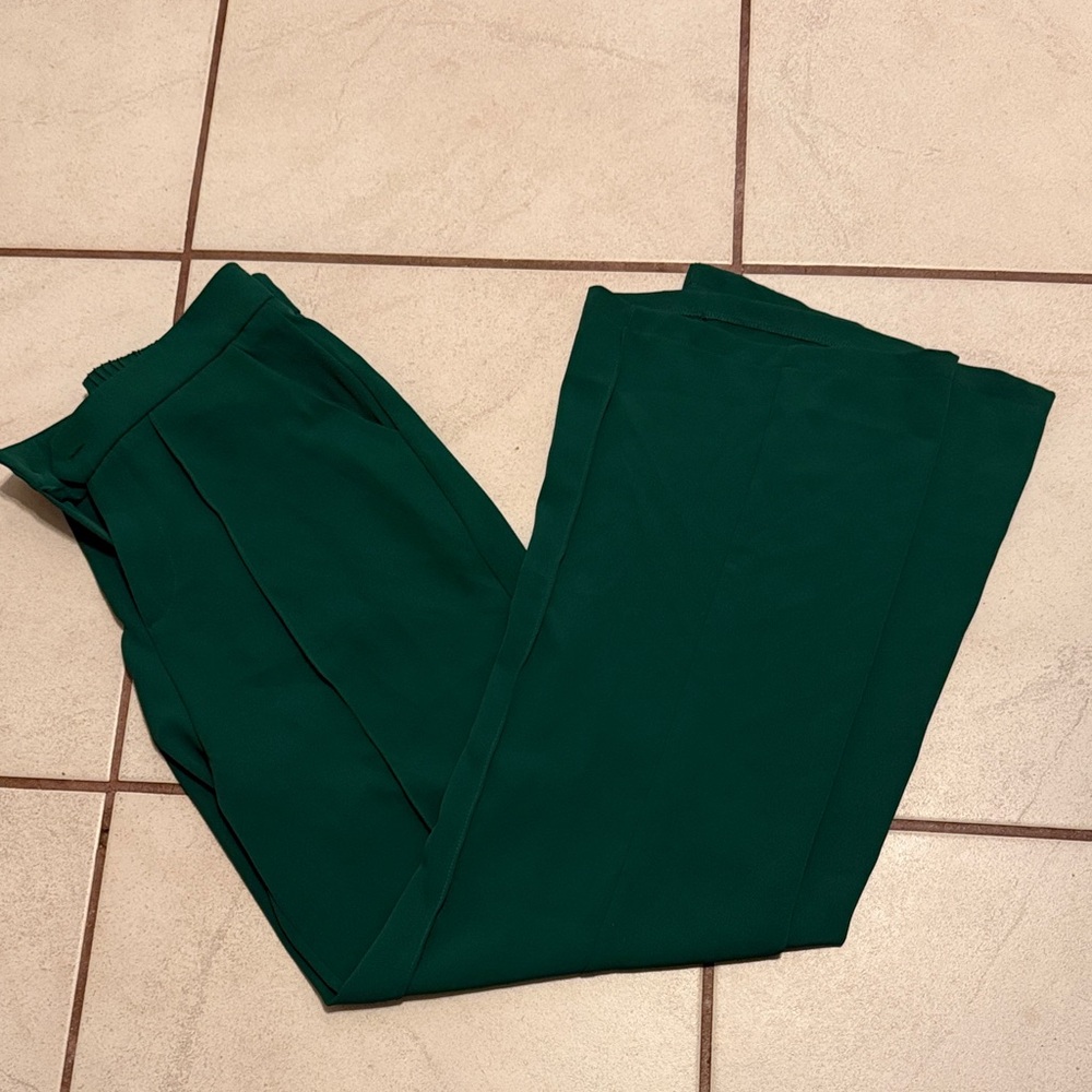 FA Vibrant Green Pants